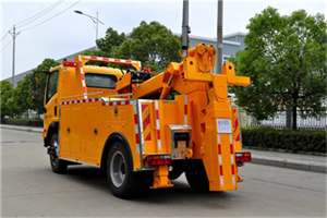 召陵高速路拖车费