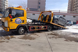 召陵救援拖车费用怎么算